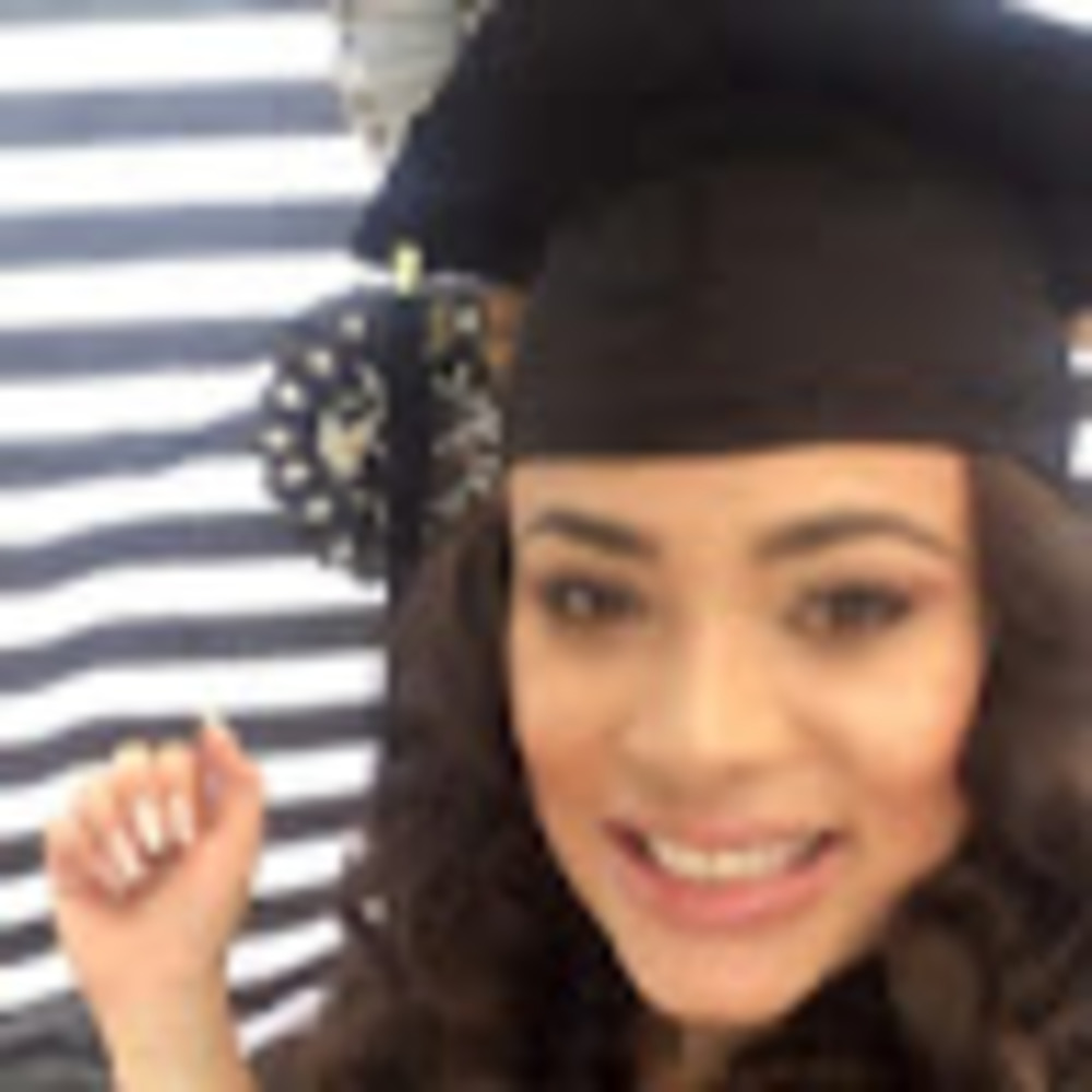 Meet your Posher, Clara